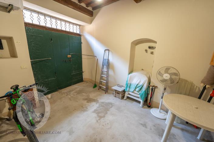 Image No.41-3 Bed Townhouse for sale