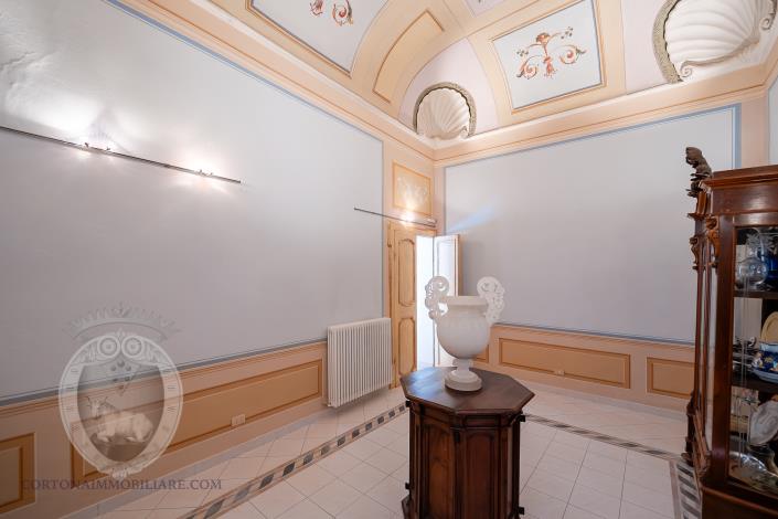 Image No.8-3 Bed Apartment for sale