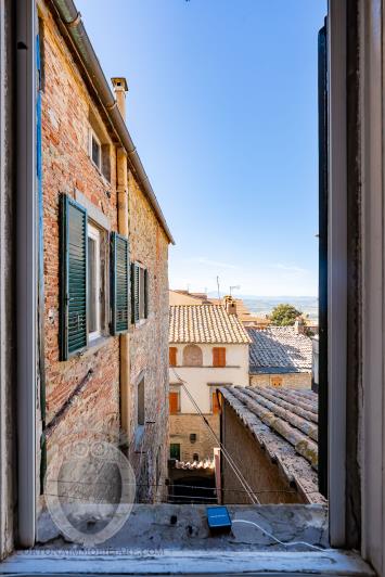 Image No.18-3 Bed Apartment for sale