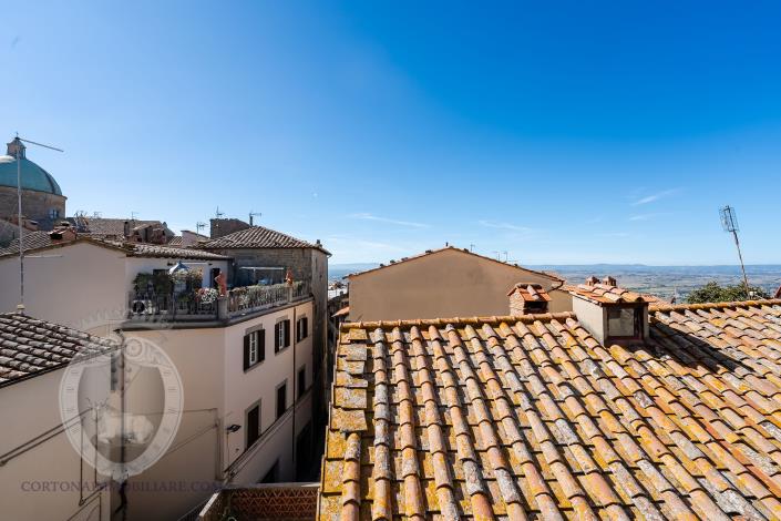 Image No.33-3 Bed Apartment for sale