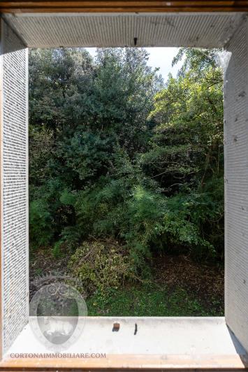 Image No.47-4 Bed Farmhouse for sale