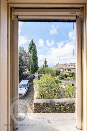 Image No.25-2 Bed Apartment for sale