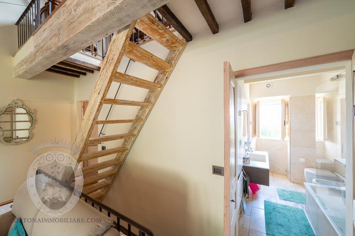 Image No.30-2 Bed Apartment for sale