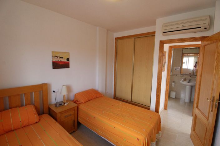 Image No.20-3 Bed Villa for sale