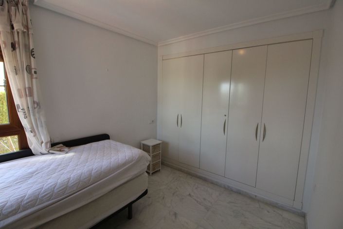 Image No.12-3 Bed Villa for sale