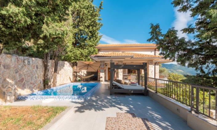 Image No.2-7 Bed Villa / Detached for sale