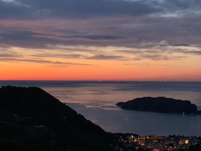 Image No.38-7 Bed Villa / Detached for sale