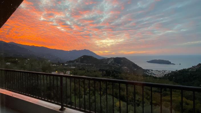 Image No.43-7 Bed Villa / Detached for sale