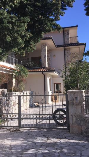 Image No.48-7 Bed Villa / Detached for sale