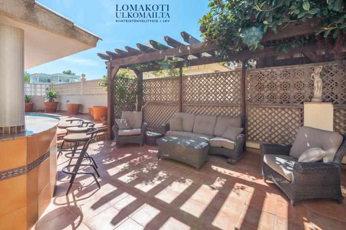 Image No.10-5 Bed House/Villa for sale