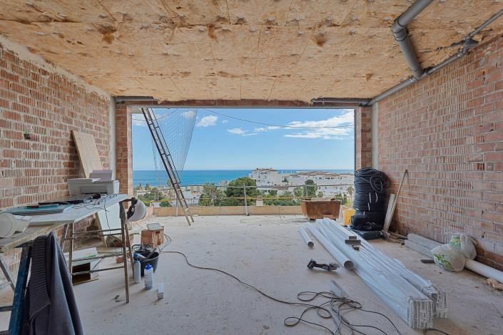 Image No.11-3 Bed Semi-Detached for sale