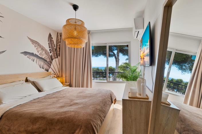 Image No.20-2 Bed Apartment for sale