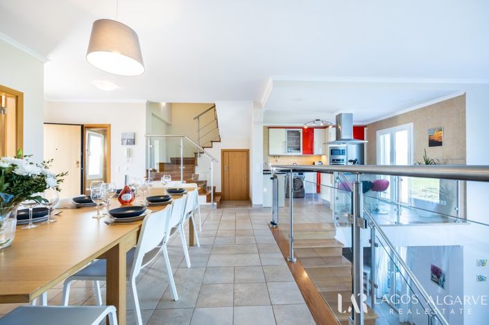 Image No.5-4 Bed Villa for sale