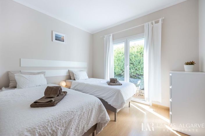 Image No.9-4 Bed Villa for sale