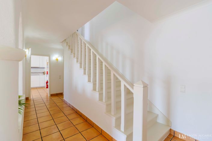 Image No.25-6 Bed Villa for sale