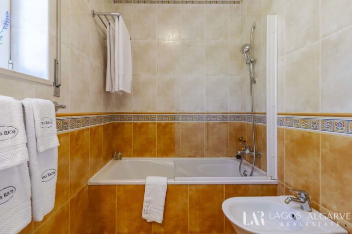 Image No.41-6 Bed Villa for sale