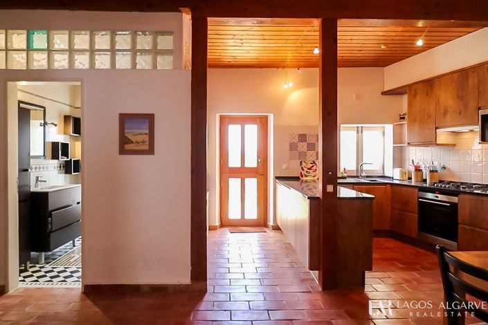 Image No.11-3 Bed Townhouse for sale