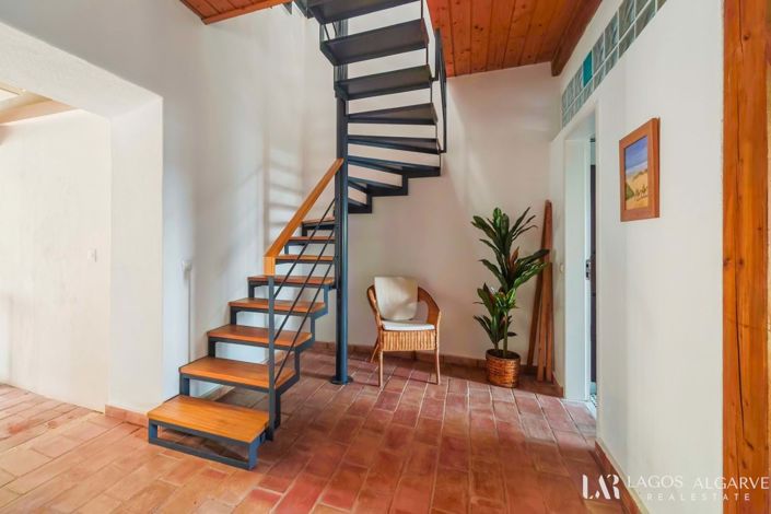 Image No.18-3 Bed Townhouse for sale