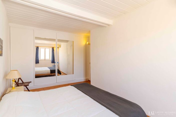 Image No.24-3 Bed Townhouse for sale