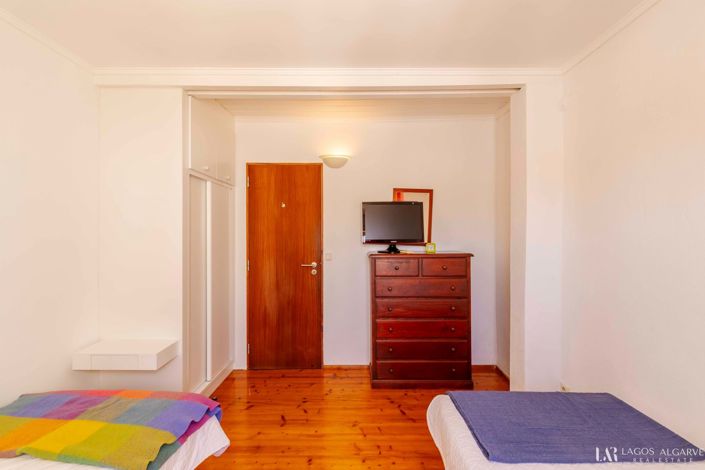 Image No.26-3 Bed Townhouse for sale