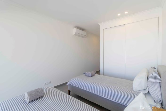 Image No.25-3 Bed Villa for sale