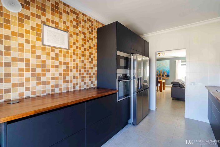 Image No.12-3 Bed Apartment for sale