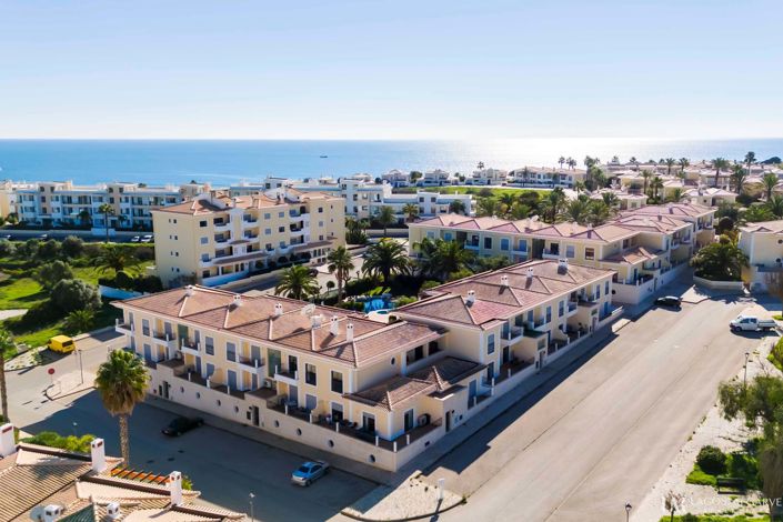 Image No.1-3 Bed Apartment for sale