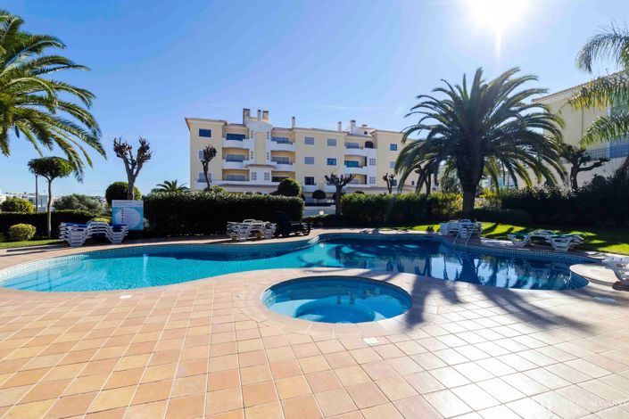 Image No.31-3 Bed Apartment for sale