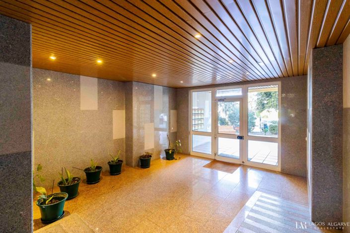 Image No.23-2 Bed Apartment for sale