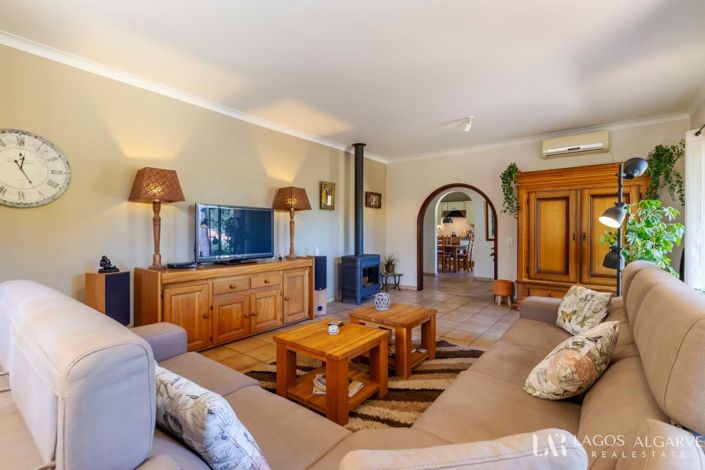 Image No.12-4 Bed Villa for sale