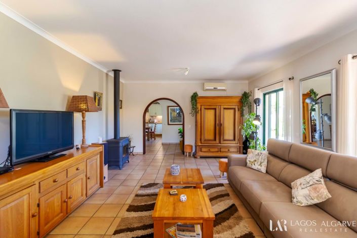 Image No.14-4 Bed Villa for sale