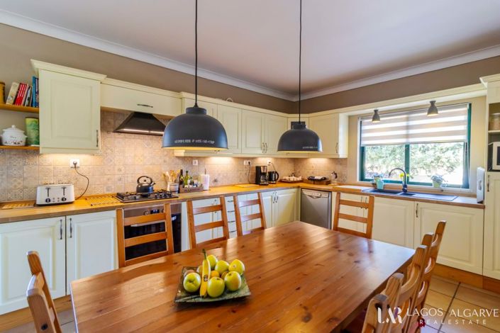 Image No.17-4 Bed Villa for sale