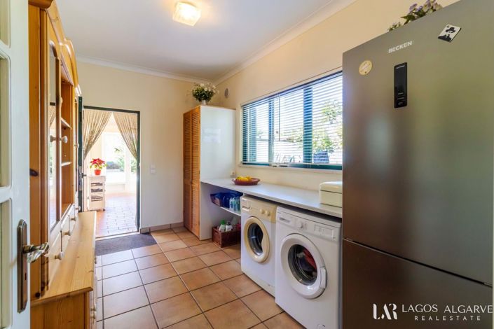 Image No.21-4 Bed Villa for sale