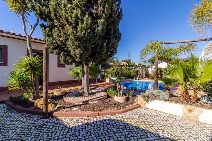 Image No.35-4 Bed Villa for sale