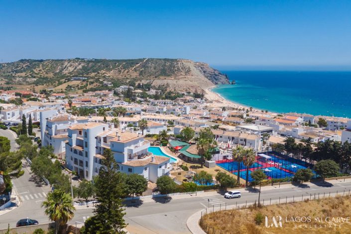 Image No.22-2 Bed Apartment for sale