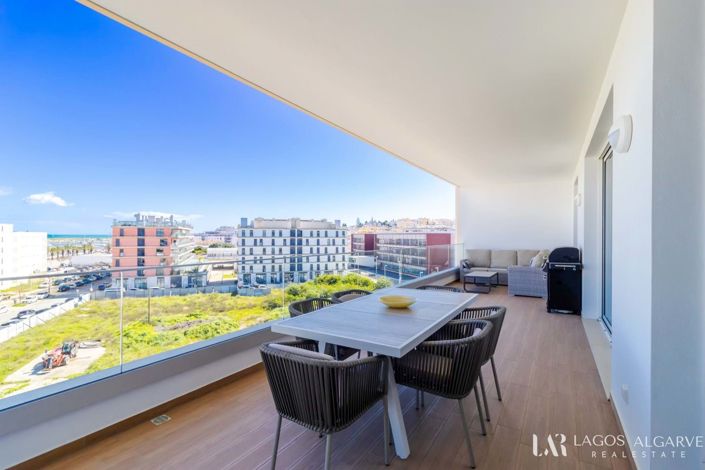 Image No.3-3 Bed Apartment for sale