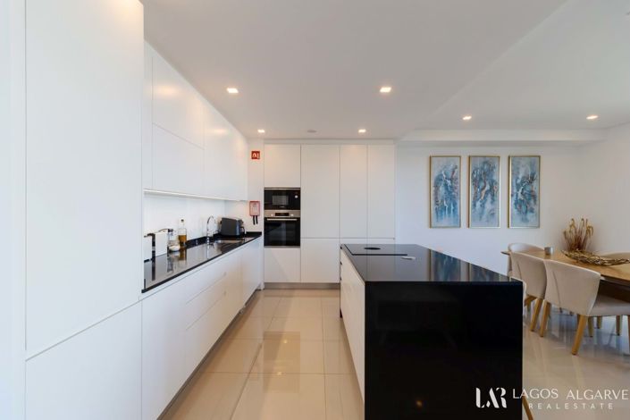 Image No.16-3 Bed Apartment for sale