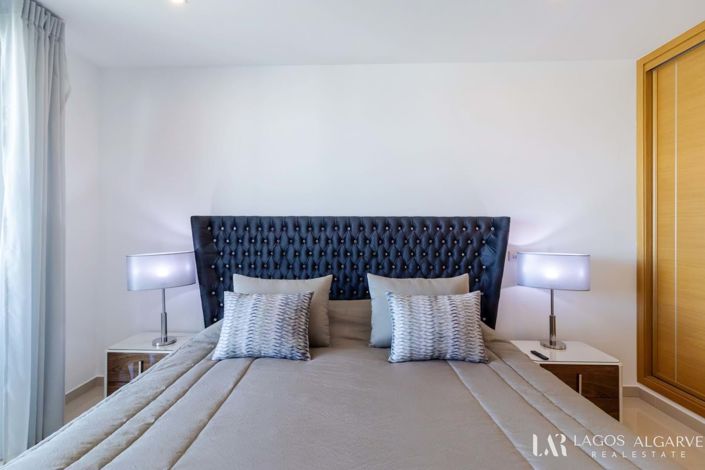 Image No.36-3 Bed Apartment for sale