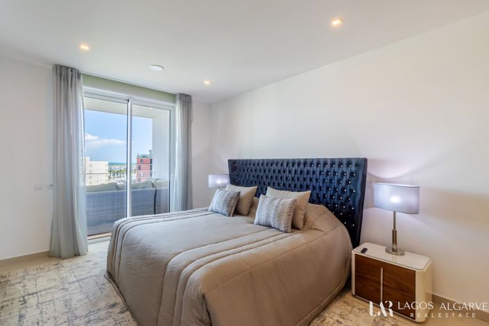 Image No.37-3 Bed Apartment for sale