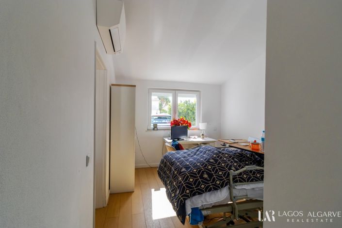 Image No.21-3 Bed Villa for sale