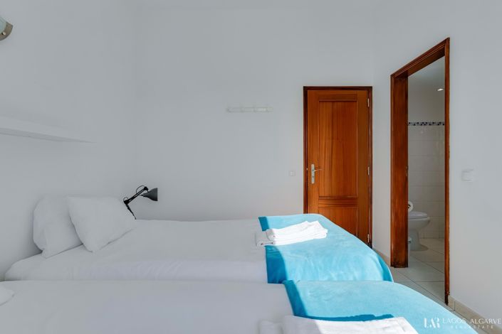 Image No.10-2 Bed Apartment for sale