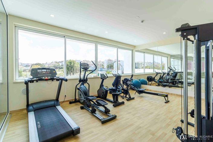 Image No.38-2 Bed Apartment for sale