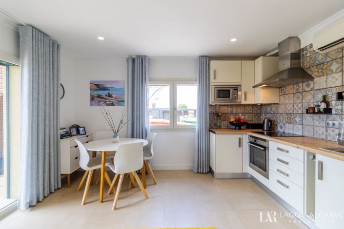 Image No.14-2 Bed Villa for sale