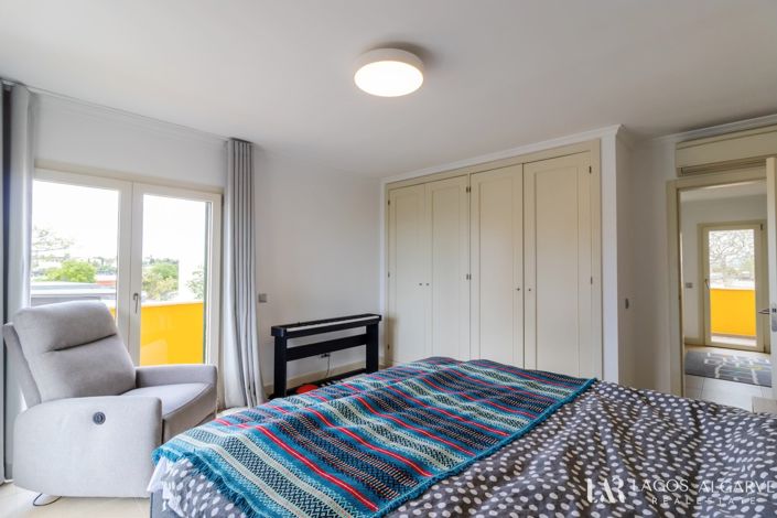 Image No.22-2 Bed Villa for sale