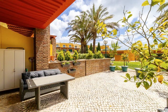 Image No.25-2 Bed Villa for sale