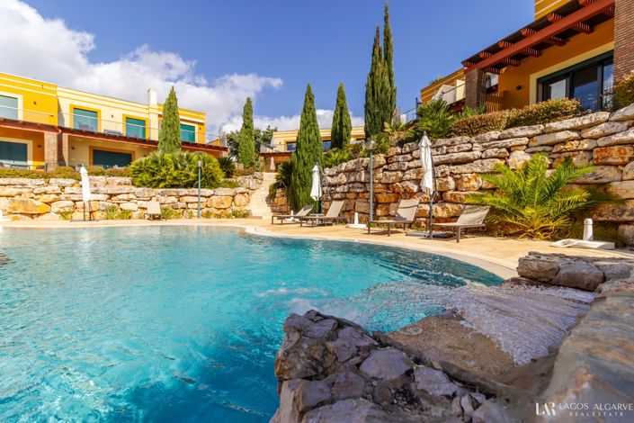 Image No.27-2 Bed Villa for sale