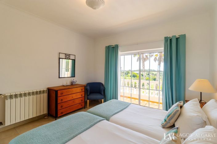 Image No.40-5 Bed Villa for sale