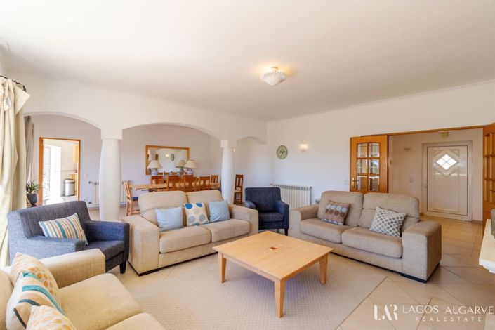 Image No.6-5 Bed Villa for sale