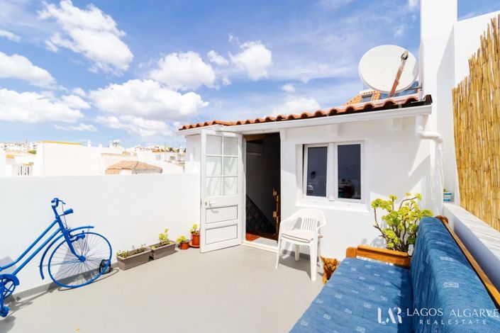 Image No.19-3 Bed Villa for sale