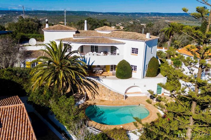 Image No.1-3 Bed Villa for sale